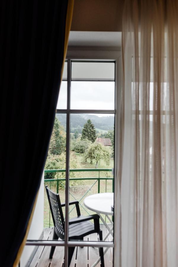 Akzent Hotel Bayerwald-Residenz Neukirchen  Exterior photo