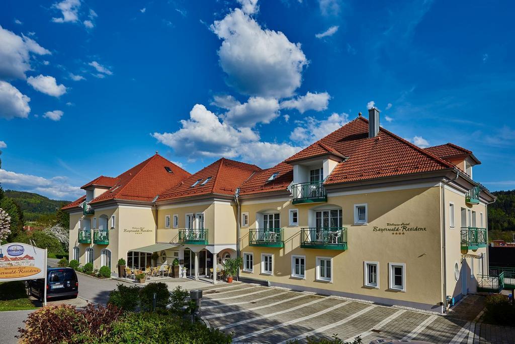 Akzent Hotel Bayerwald-Residenz Neukirchen  Exterior photo