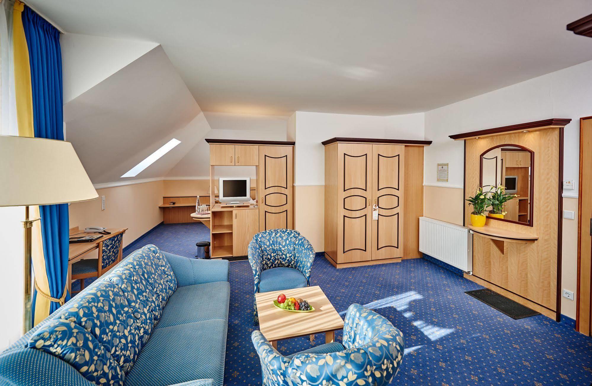 Akzent Hotel Bayerwald-Residenz Neukirchen  Exterior photo